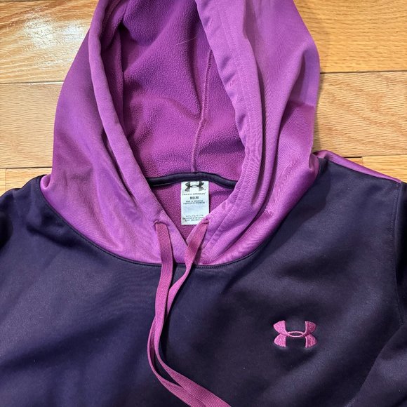 Medium- Women’s Under Armour 2 tone purple hoodie size small - Picture 2 of 3